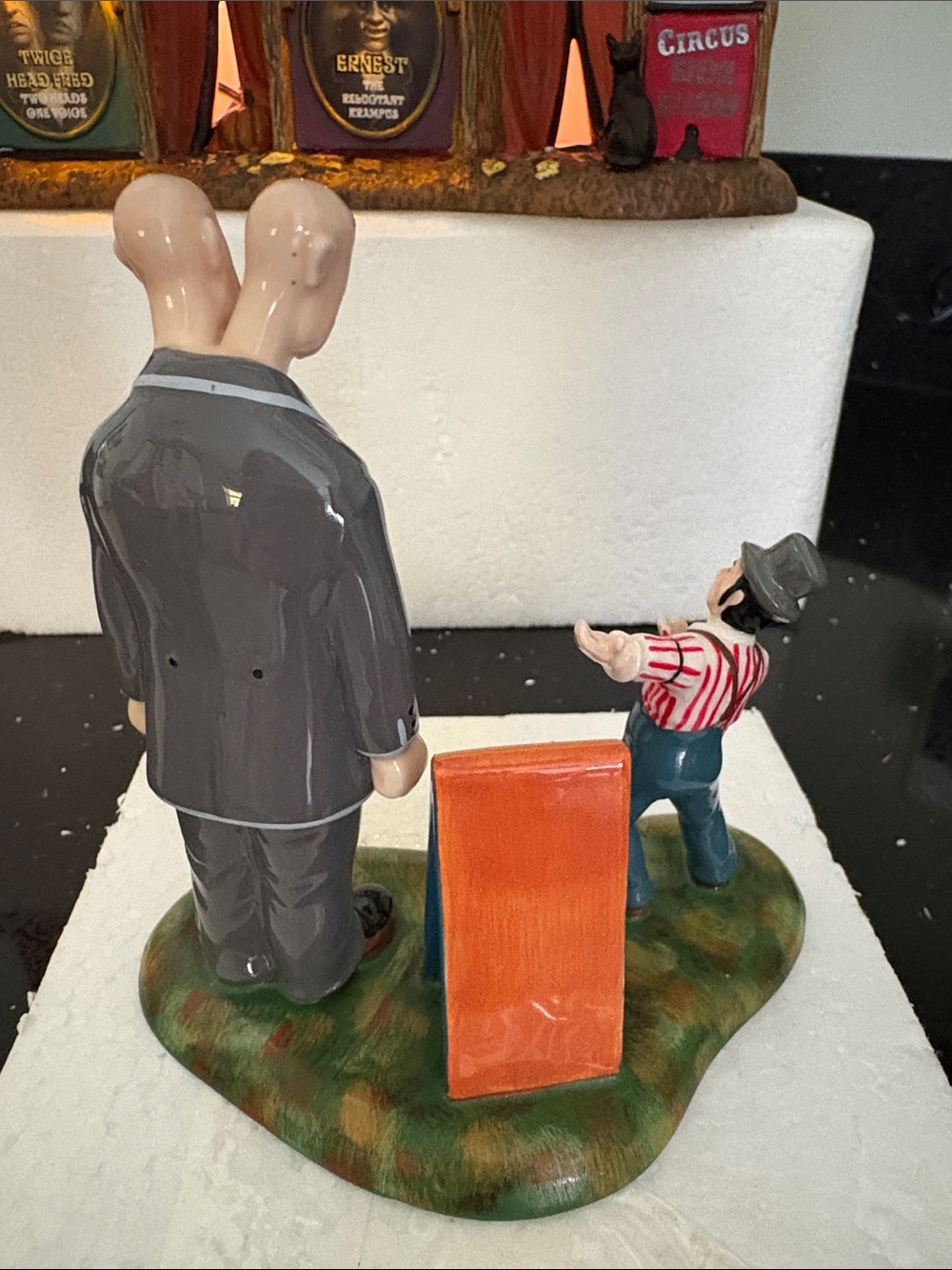 Department 56 Halloween Travis Louie Otherworldly Circus House & Sideshow Stars - Picture 11 of 17